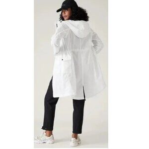 Athleta NWT Everyday Anorak Rain Jacket Sz Medium